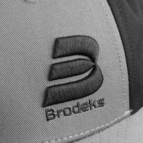 Бейсболка Brodeks KM130, серый/черный